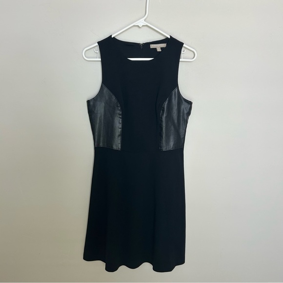 Banana Republic Sleeveless Fit & Flare Black Dress, Faux Leather Inserts, Size 8 - Picture 1 of 7